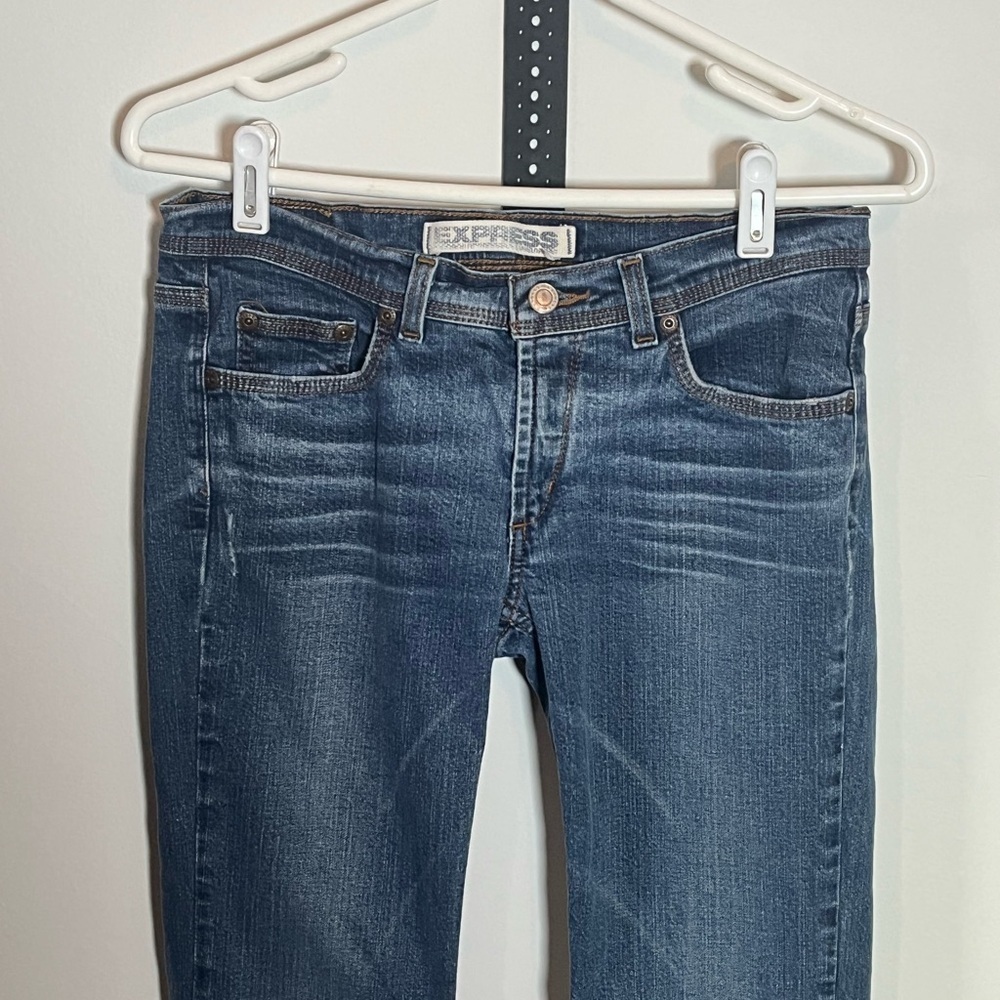 Express Jeans - Picture 2 of 7